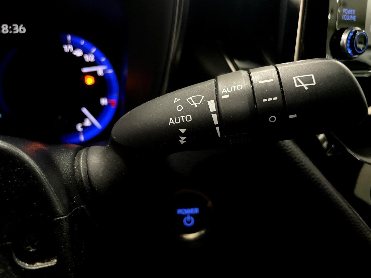 2022 Toyota Corolla Corolla  1.8 125H BUSINESS PLUS E-CVT TOU SPORT coche de segunda mano