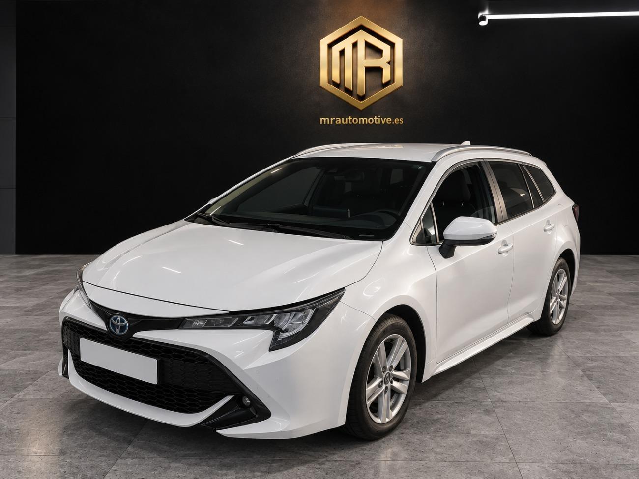 2022 Toyota Corolla Corolla  1.8 125H BUSINESS PLUS E-CVT TOU SPORT coche de segunda mano