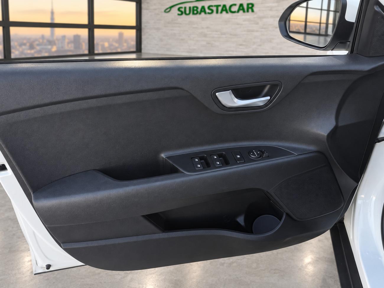 2022 KIA STONIC STONIC 1.0 T-GDi 74kW (100CV) MHEV iMT Drive coche de segunda mano