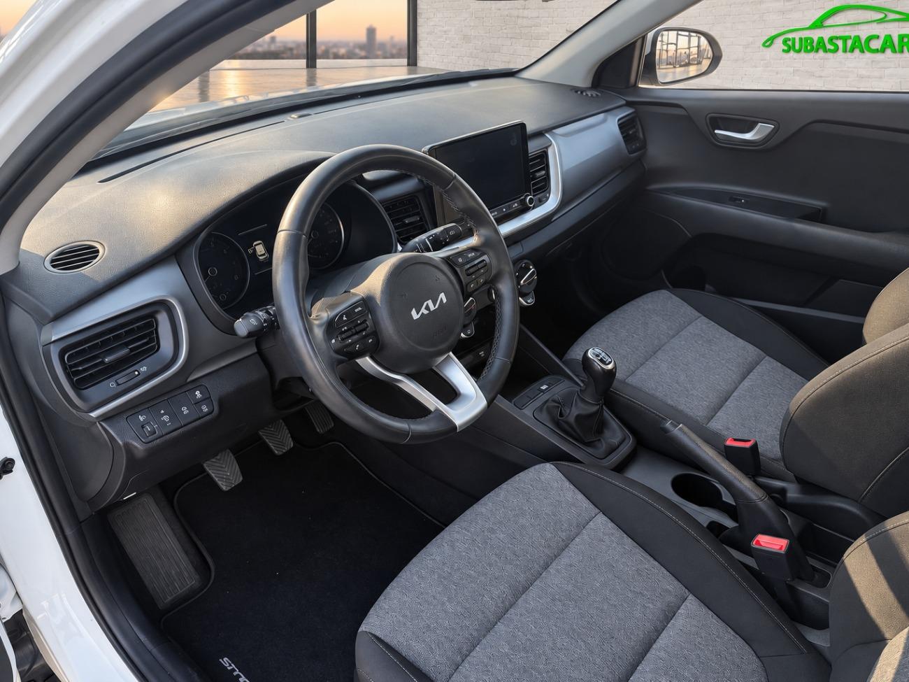 2022 KIA STONIC STONIC 1.0 T-GDi 74kW (100CV) MHEV iMT Drive coche de segunda mano
