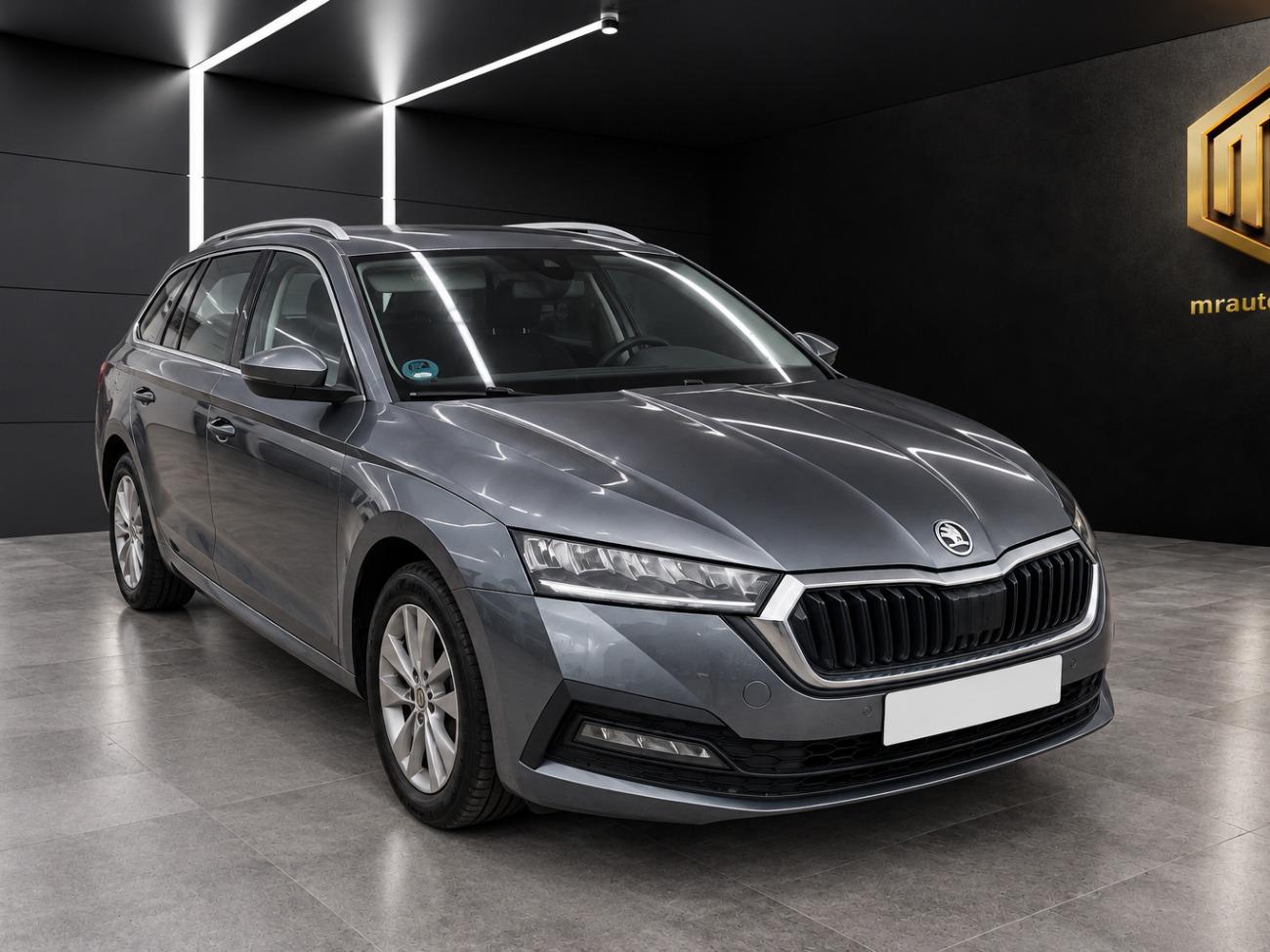 2023 Skoda Octavia Octavia Combi 2.0 TDI 110kW(150CV) DSG Ambition familiar coche de segunda mano
