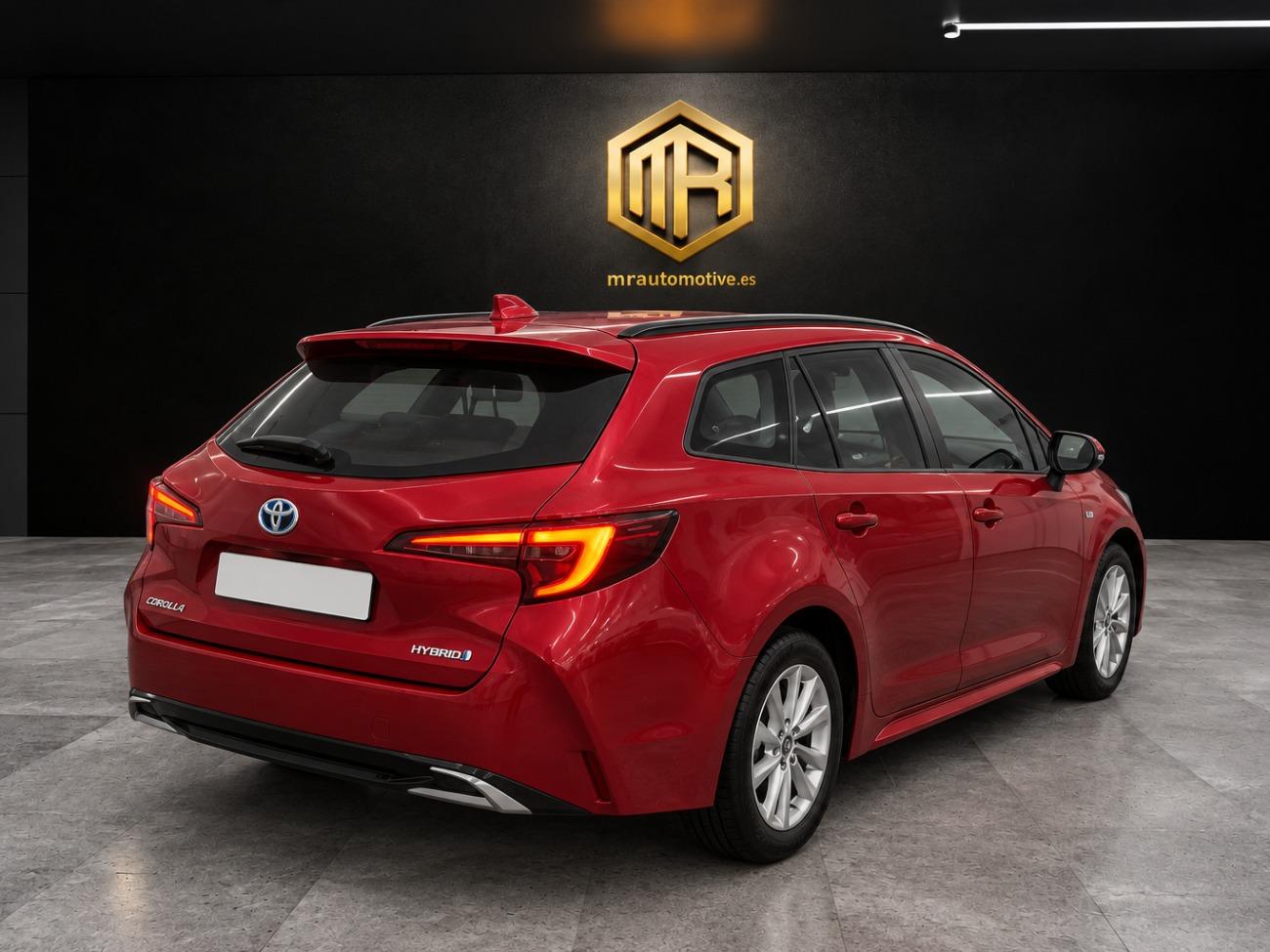 2023 Toyota Corolla Corolla 1.8 125H BUSINESS E-CVT TOU SPORT coche de segunda mano