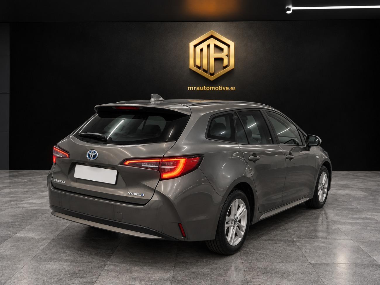 2023 Toyota Corolla Corolla 1.8 125H BUSINESS E-CVT TOU SPORT coche de segunda mano