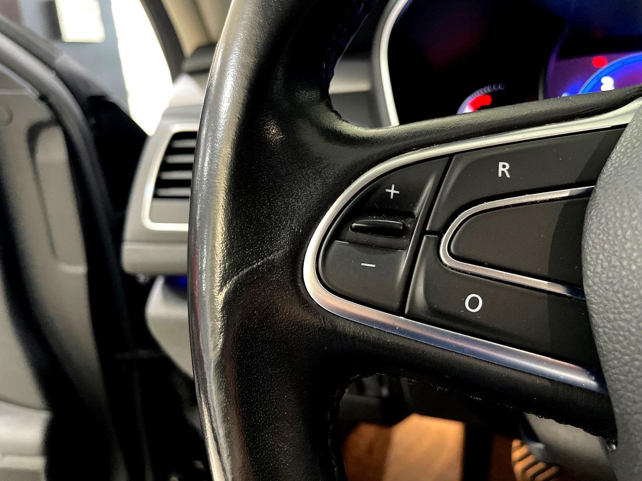 2020 Renault Talisman Talisman Limited Blue dCi 88 kW (120CV)  coche de segunda mano