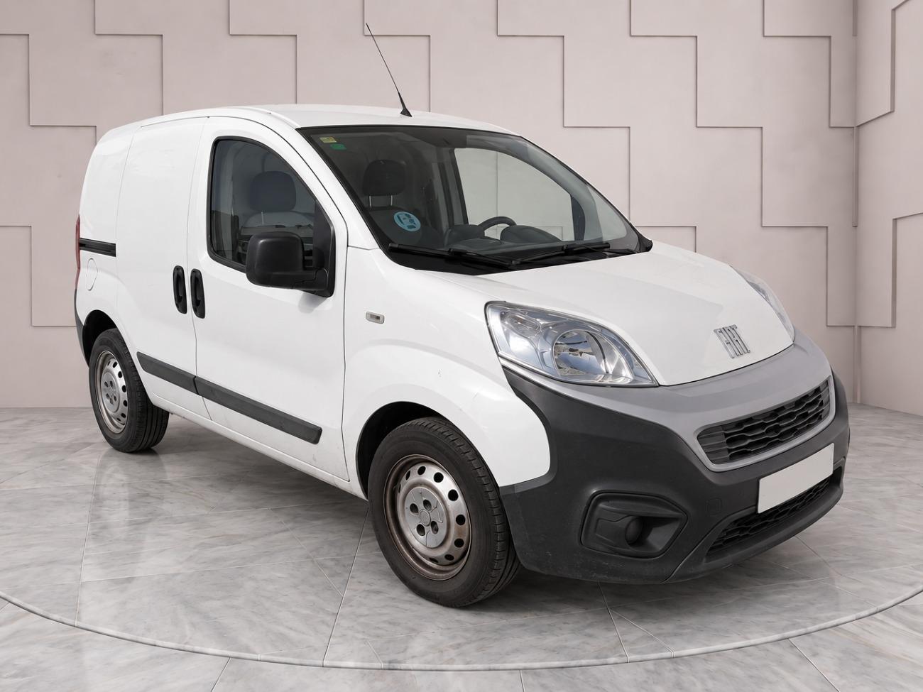 2022 Fiat Fiorino Fiorino Cargo SX N1 1.3 MJet 70 kW (95 CV)  coche de segunda mano