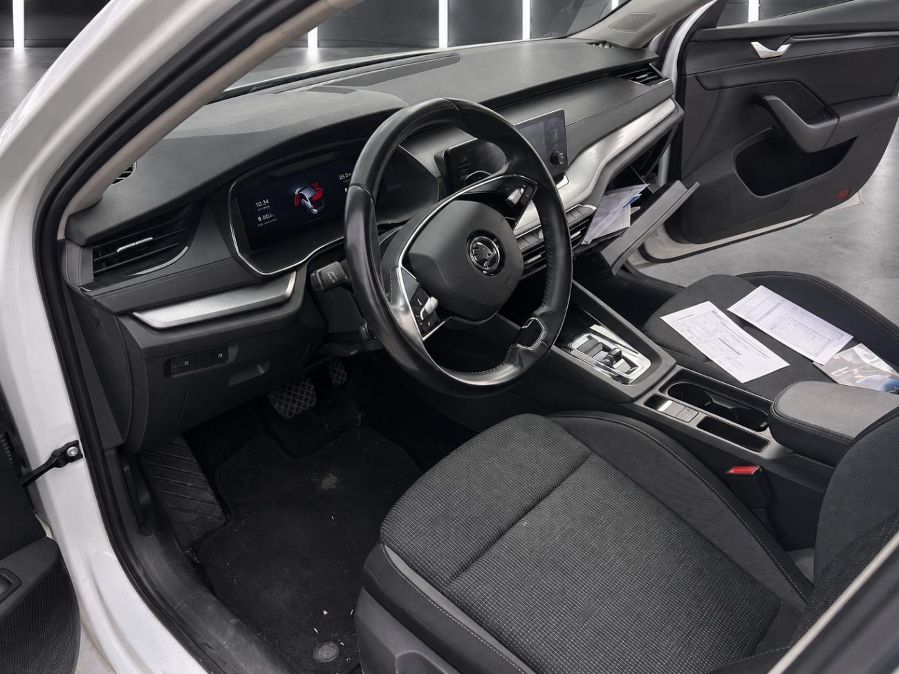 2022 Skoda Octavia Octavia 1.0 TSI 81kW(110CV) DSG mHEV Ambition coche de segunda mano