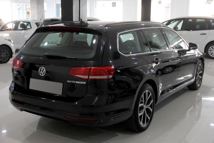 2015 Volkswagen Passat PASSAT VARIANT 2.0 TDI Advance BMT DSG coche de segunda mano