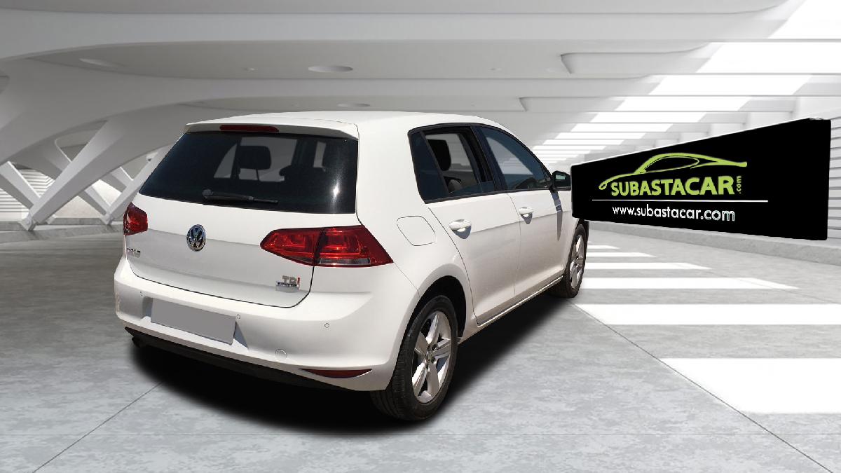 2015 Volkswagen Golf  GOLF VII 1.6 TDI CR BMT Advance 105 5p coche de segunda mano