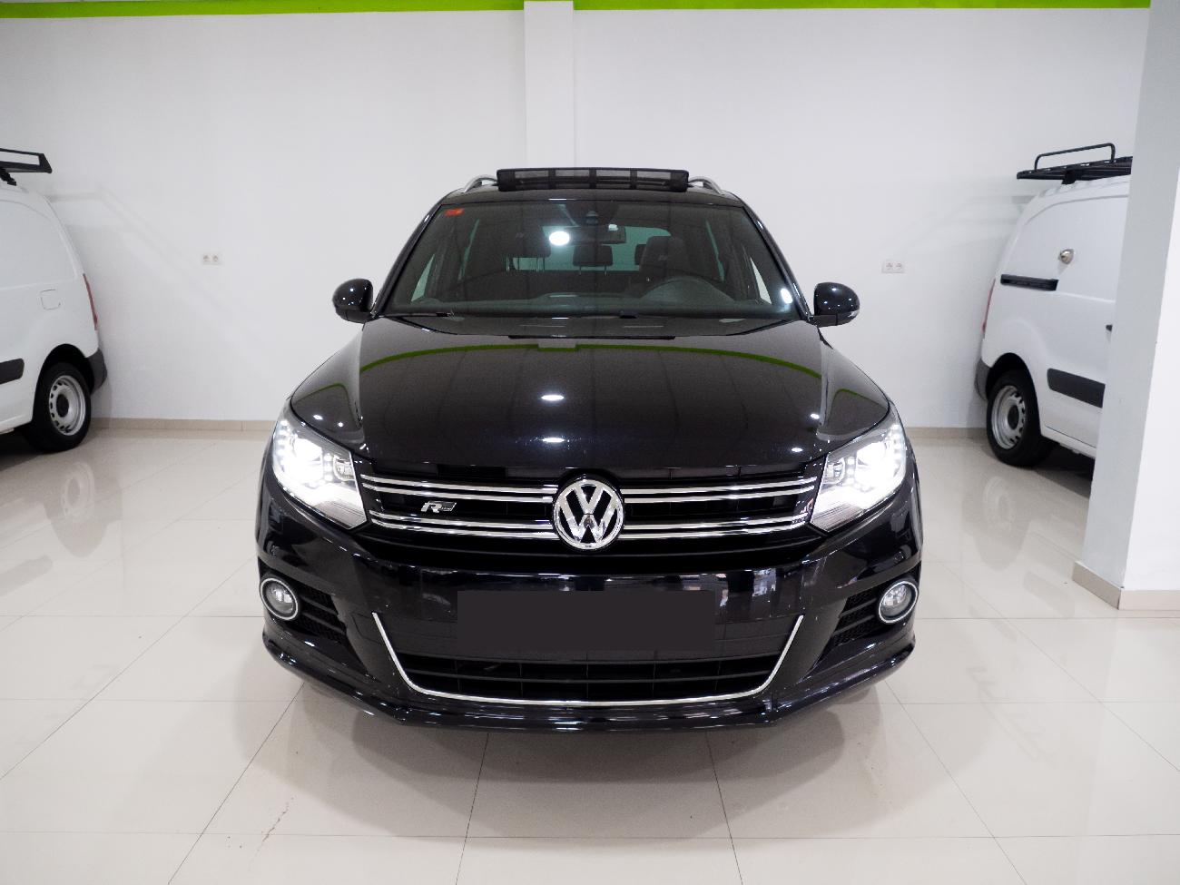 2015 Volkswagen Tiguan Tiguan R-Line 2.0 TDI 150CV BMT 4Motion coche de segunda mano