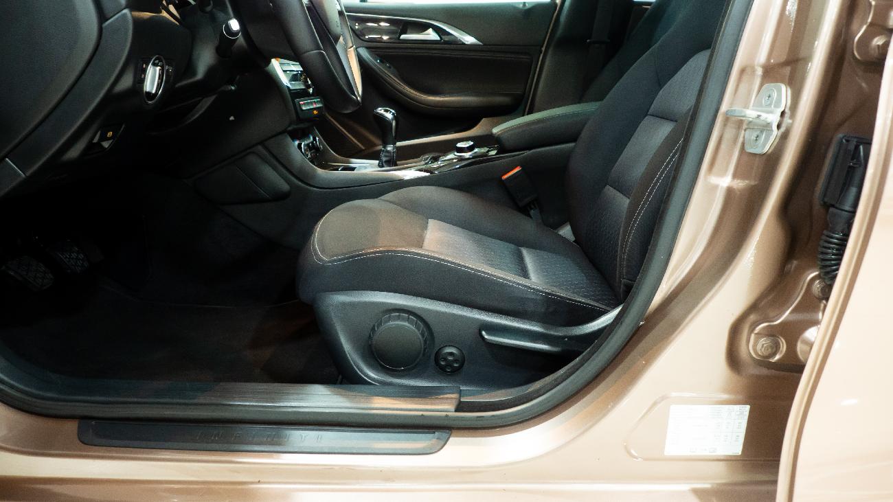 2017 Infiniti Q30 Q30 1.5D (80 KW) 6MT FWD BUSINESS coche de segunda mano